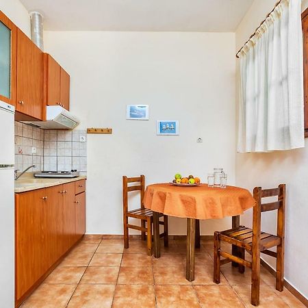 Xenios Loutra Village Karnagio Extérieur photo